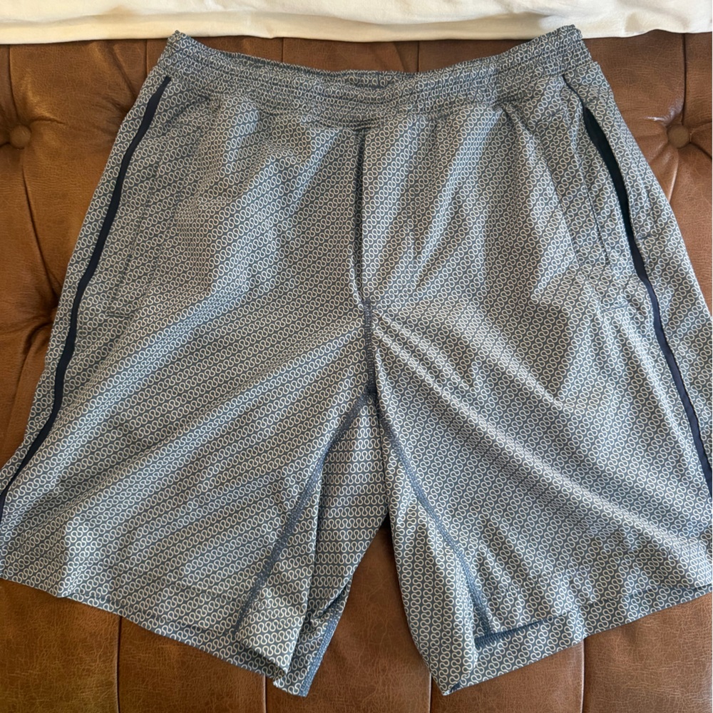 Patterned Gray and Blue Shorts - image 1